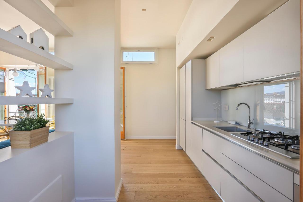 شقة Penthouse With Big Terrace In Oltrarno فلورنس المظهر الخارجي الصورة