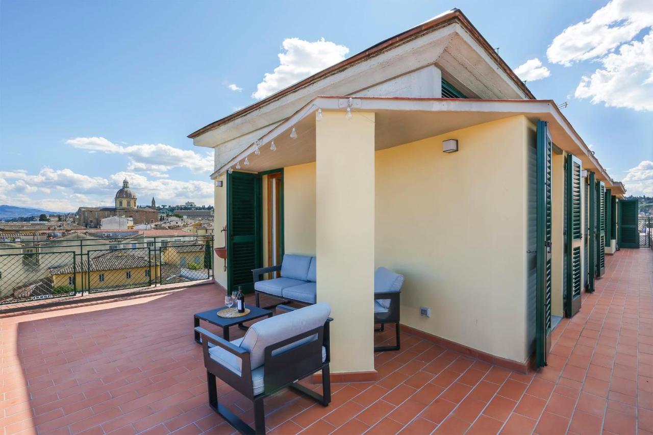 شقة Penthouse With Big Terrace In Oltrarno فلورنس المظهر الخارجي الصورة