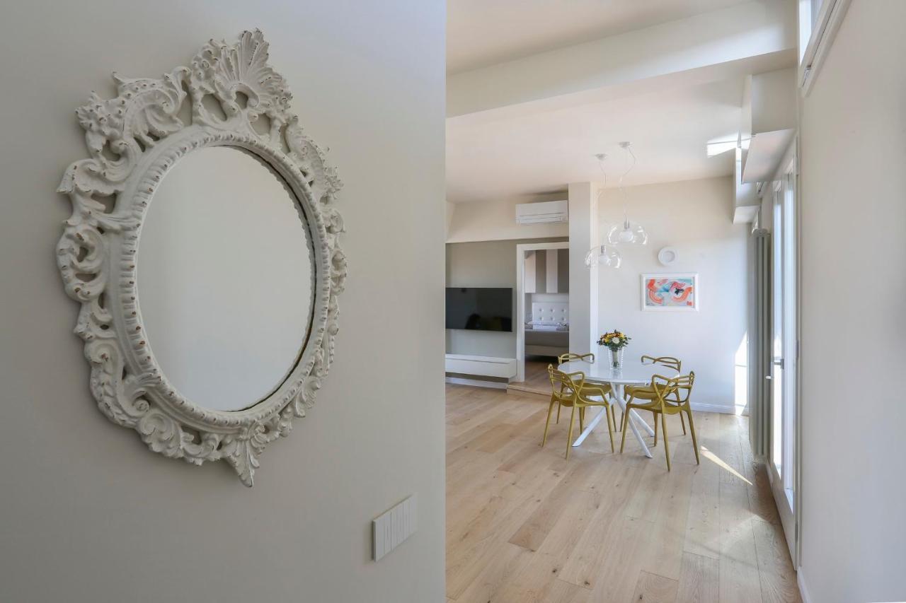 شقة Penthouse With Big Terrace In Oltrarno فلورنس المظهر الخارجي الصورة